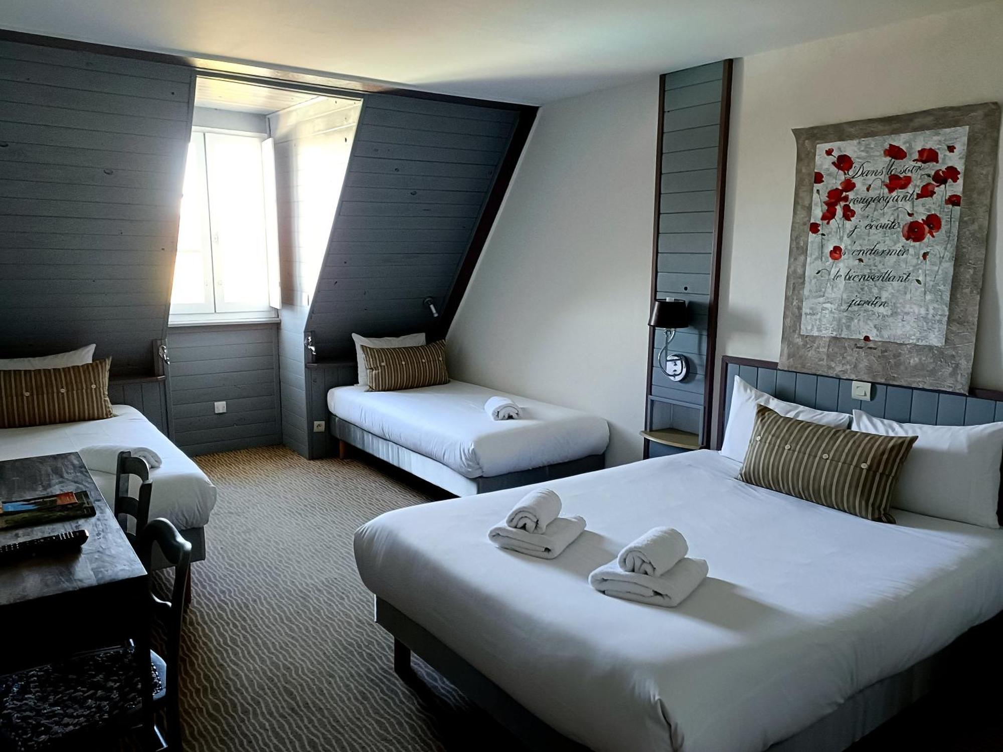 Hotel Bien-être Aux Cyprès De 3*