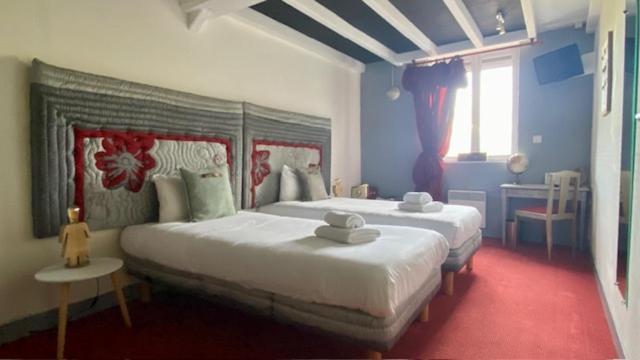 Hotel Bien-être Aux Cyprès De 3*