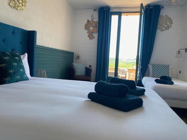 Hotel Bien-être Aux Cyprès De 3*